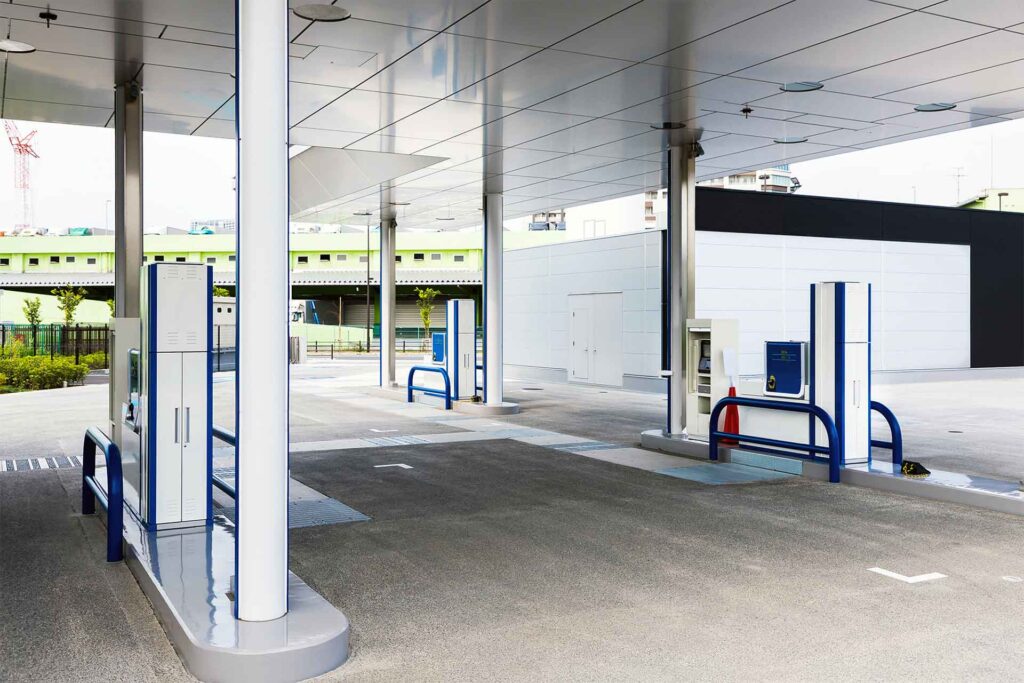 Hydrogen pump station