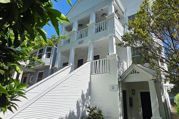 Image of 1825 Capitol Avenue, a ±6-unit multifamily property located in the heart of Midtown Sacramento available as an investment property.